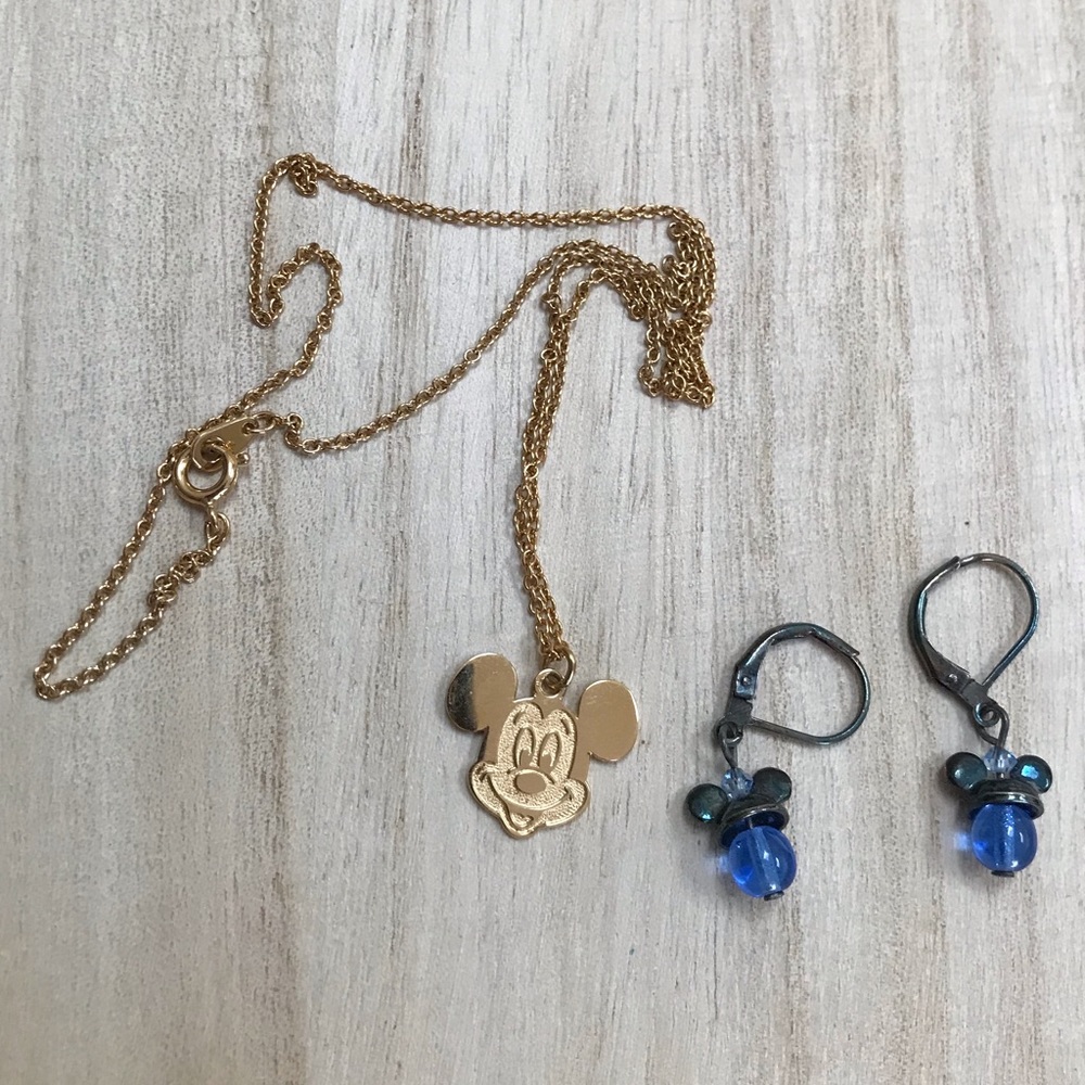 90s Disney Mickey necklace